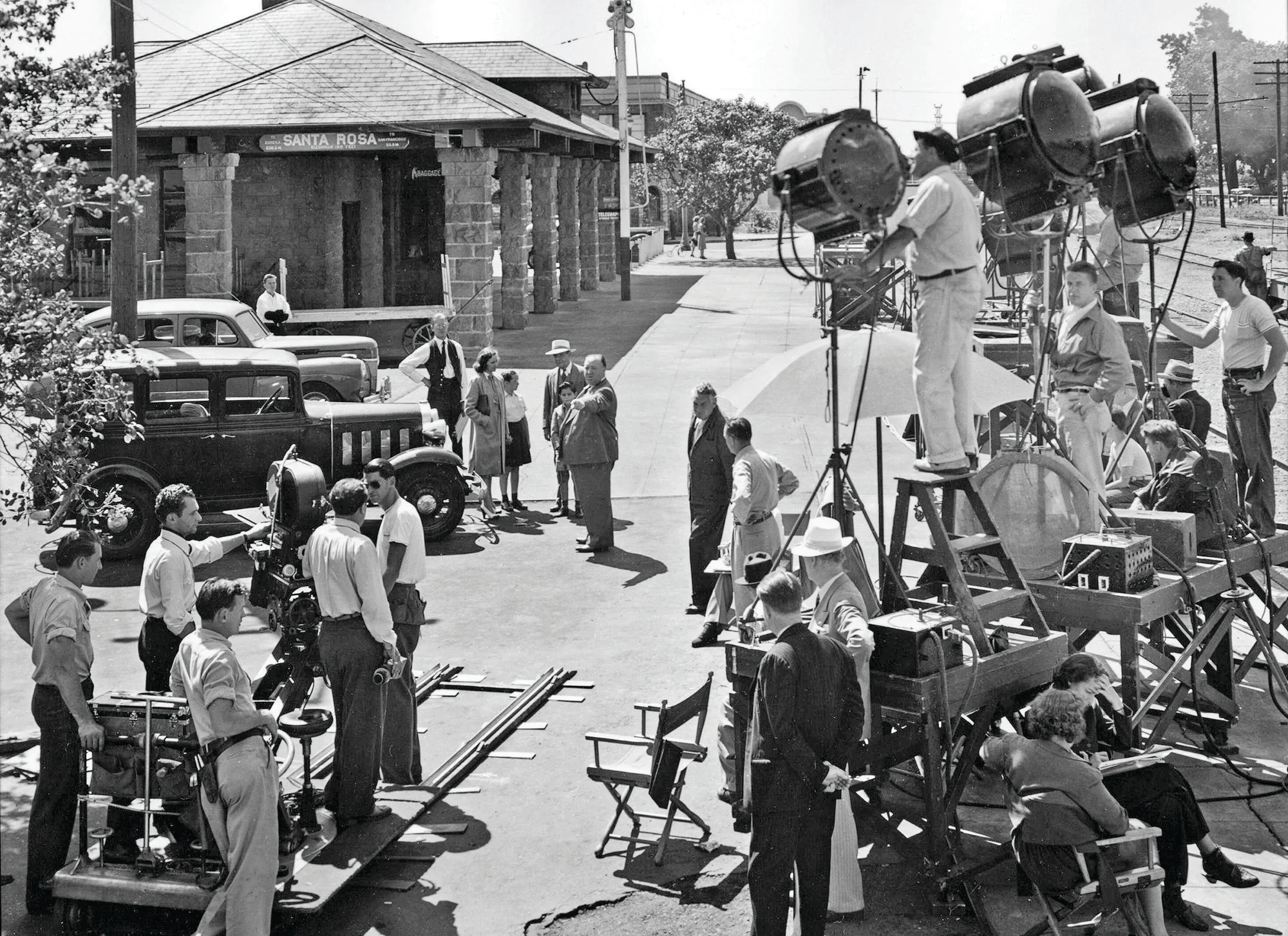 The Art of Classic Crime and Mystery Movies - Image 14
